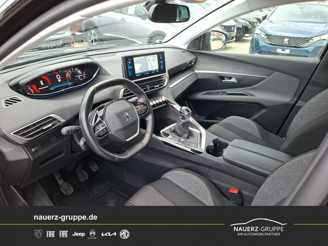 Fahrzeugabbildung Peugeot 3008 Active Pack 130