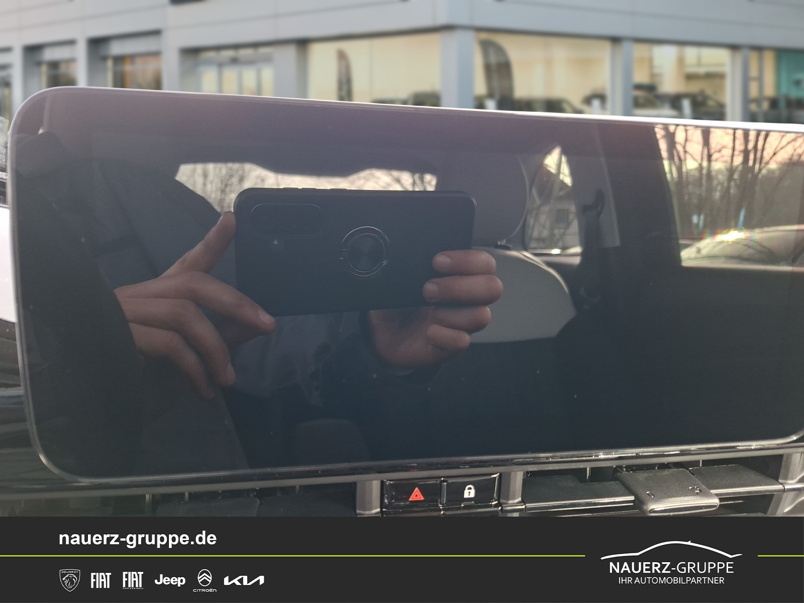 Fahrzeugabbildung Fiat 500 1.0 Hybrid FireFly 48 kW Icon