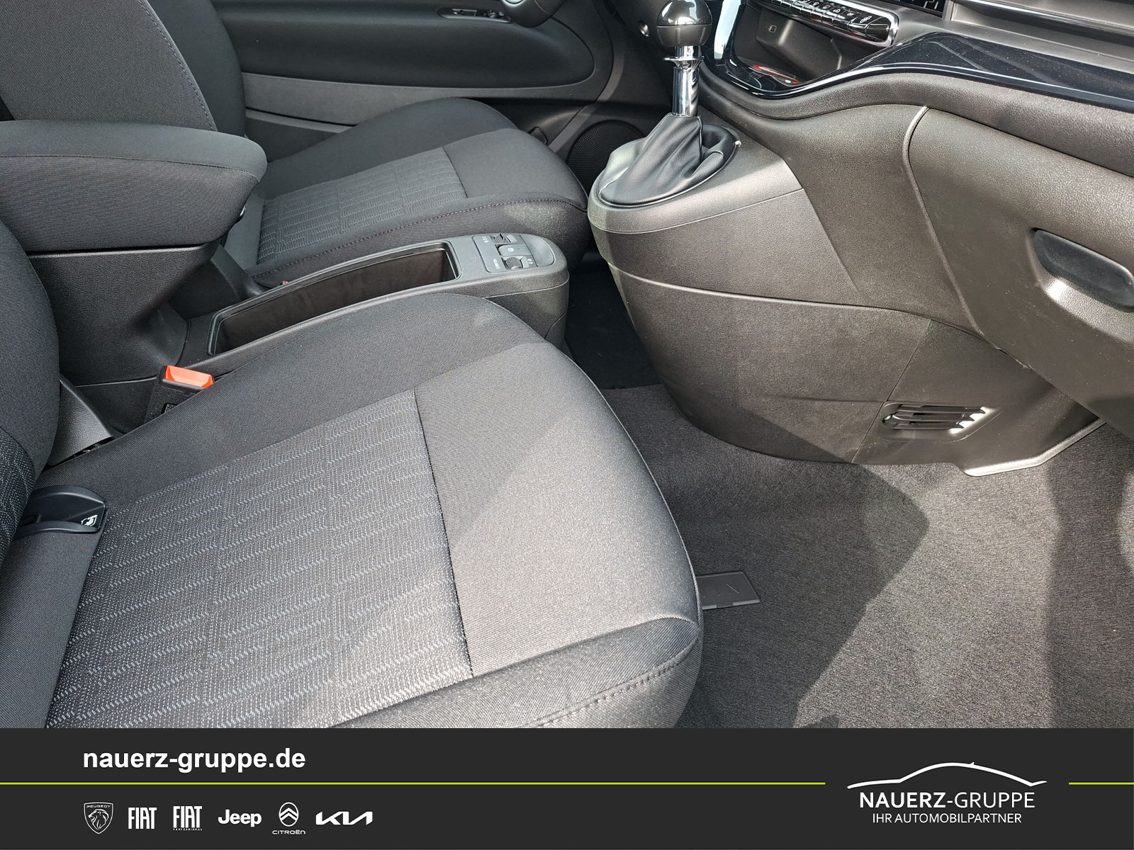 Fahrzeugabbildung Fiat 500 1.0 Hybrid FireFly 48 kW Icon