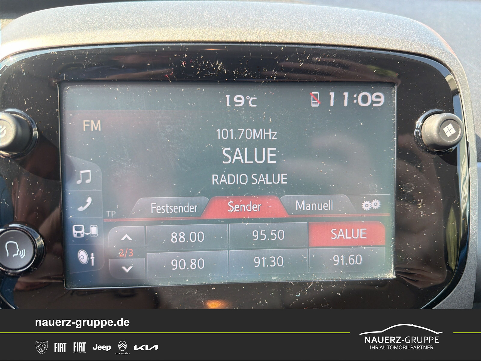 Fahrzeugabbildung Toyota AYGO x-sky - mit KI generiert/bearbeitet