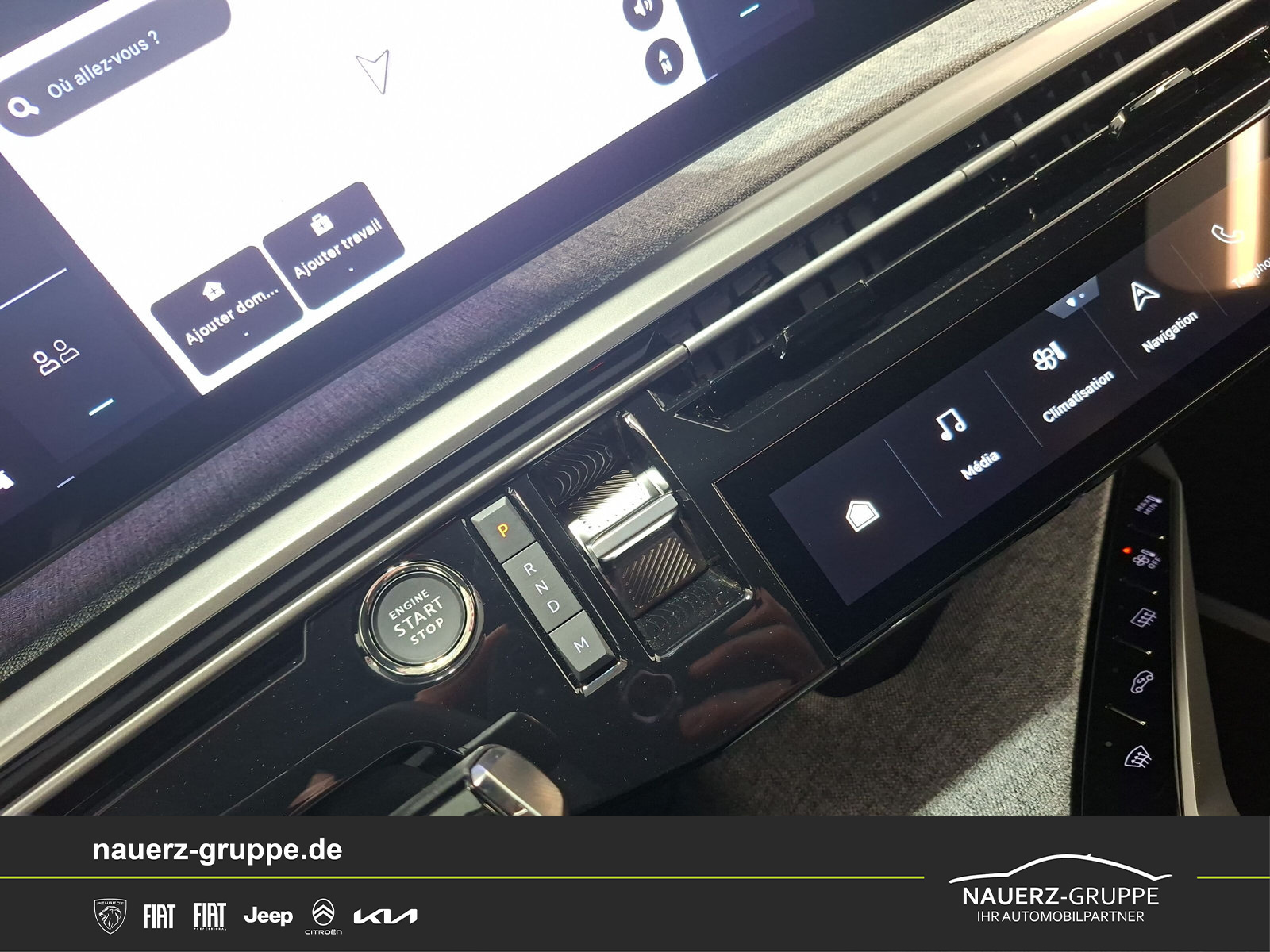Fahrzeugabbildung Peugeot 3008 Hybrid 145 Allure Sonderaktion - mit KI generiert/bearbeitet