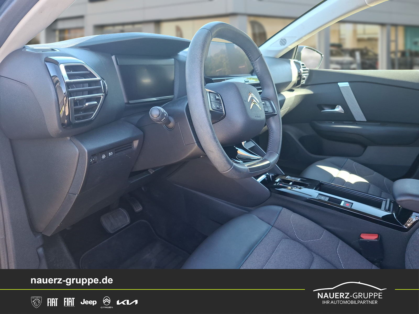 Fahrzeugabbildung Citroen C4 Lim. ë- Feel Pack 136