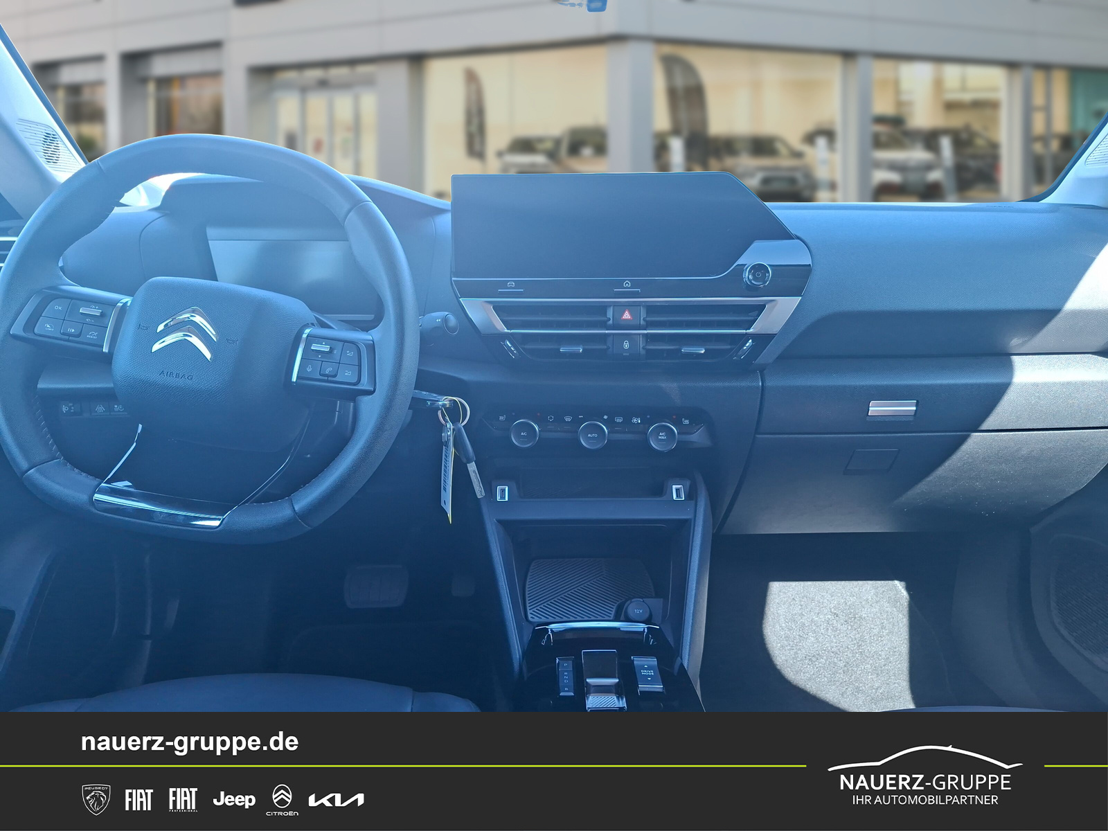 Fahrzeugabbildung Citroen C4 Lim. ë- Feel Pack 136