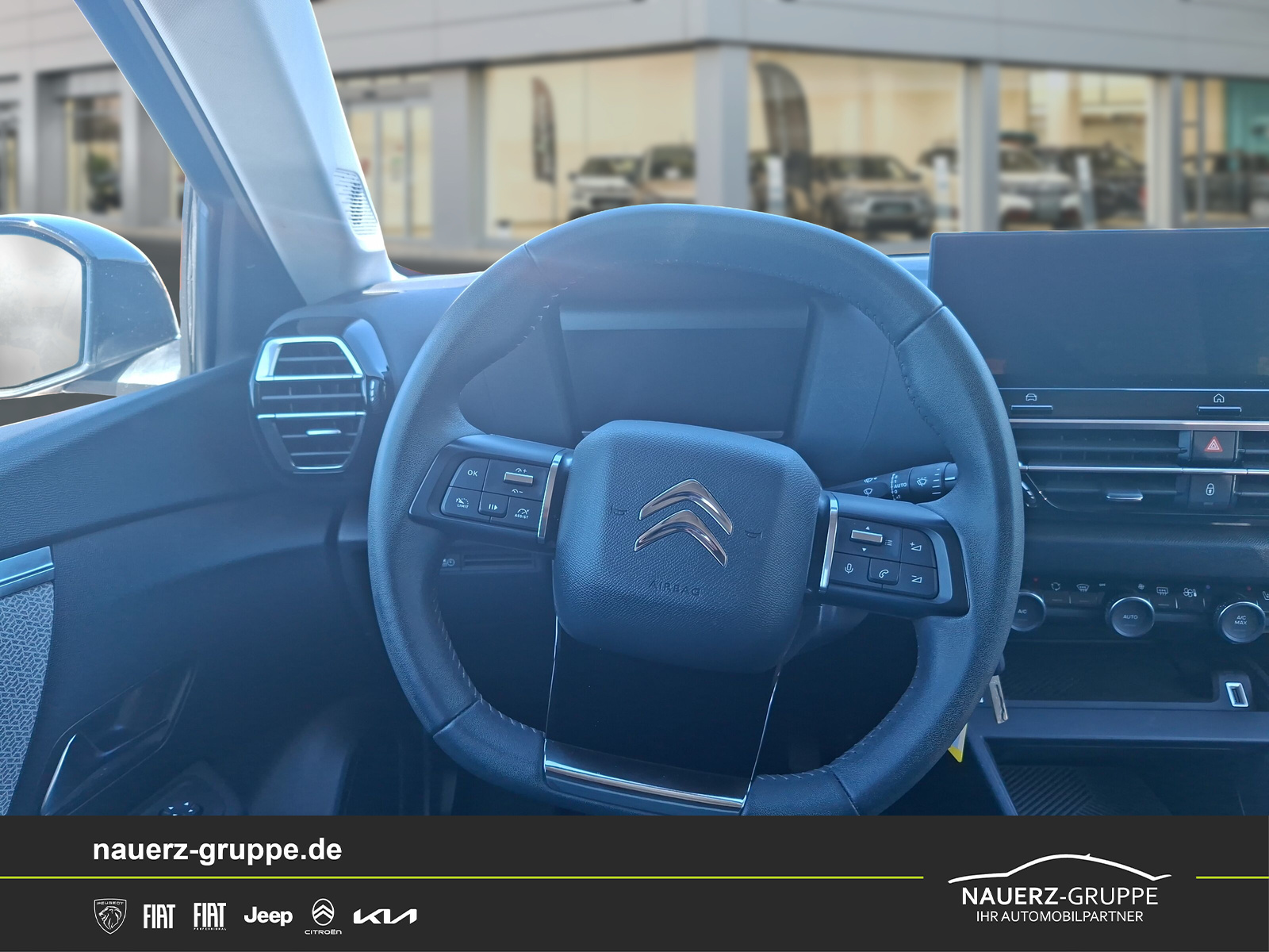 Fahrzeugabbildung Citroen C4 Lim. ë- Feel Pack 136