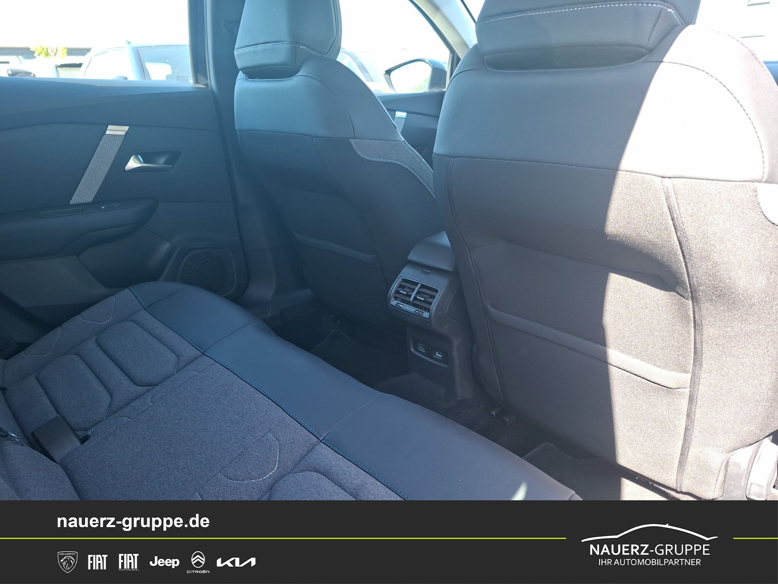 Fahrzeugabbildung Citroen C4 Lim. ë- Feel Pack 136