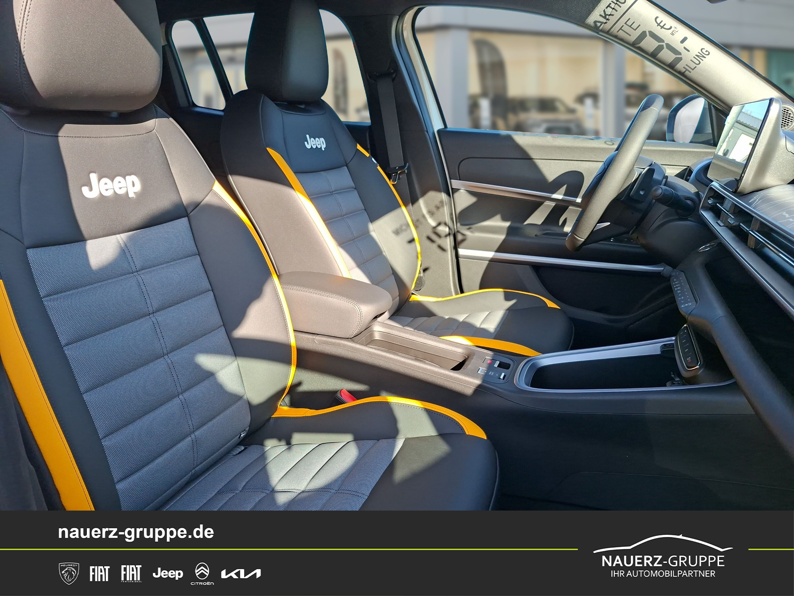 Fahrzeugabbildung Jeep Avenger 4xe The North Face Mild-Hybrid 4xe