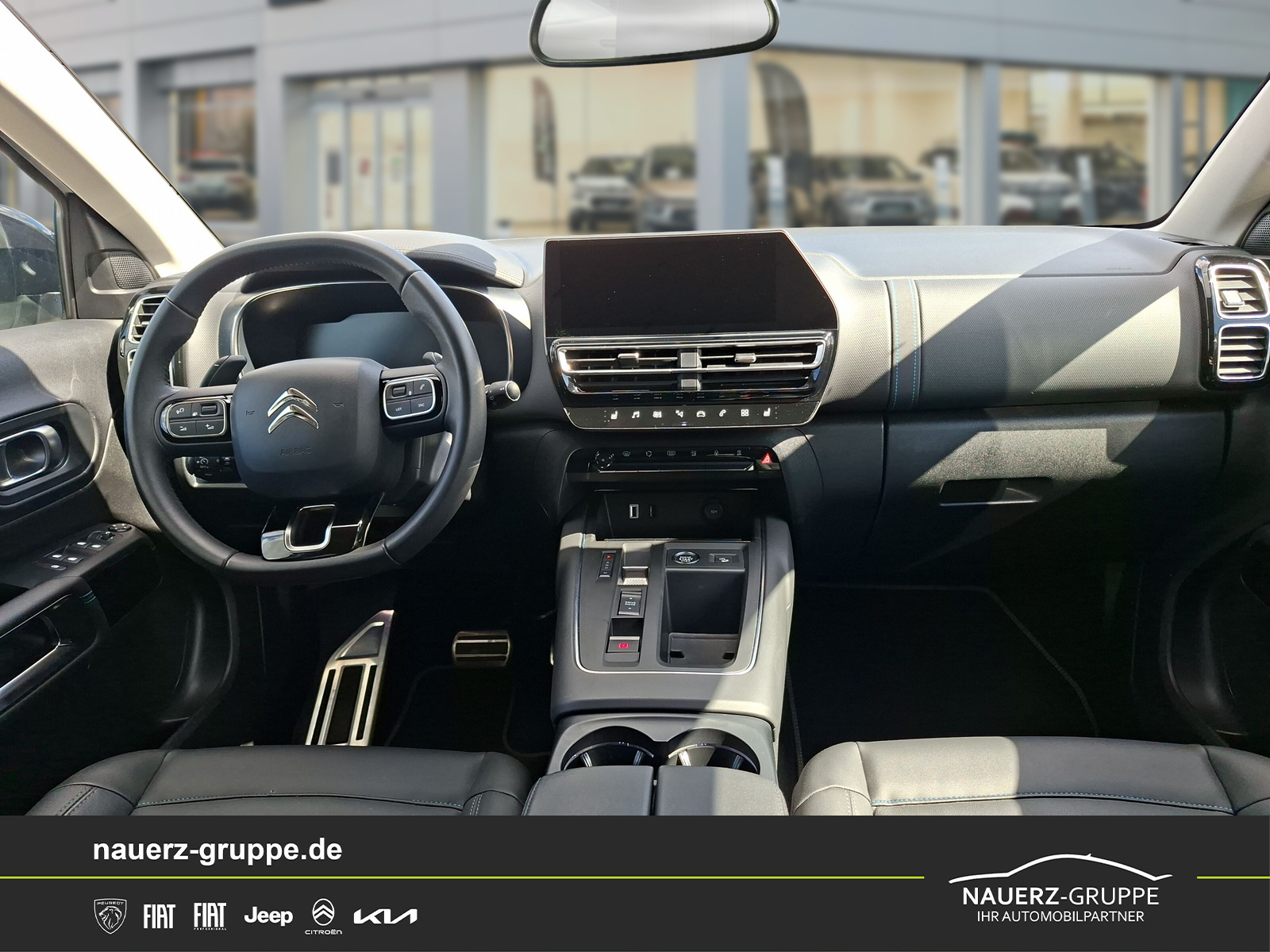 Fahrzeugabbildung Citroen C5 Aircross Shine Pack 130 EAT8 - mit KI generiert/bearbeitet