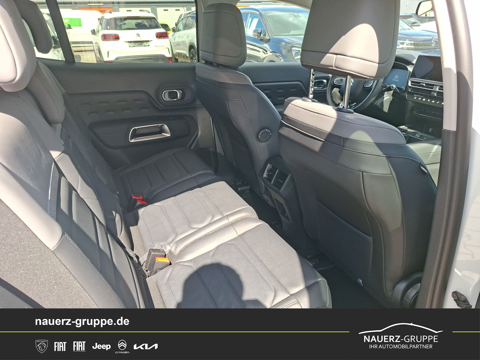 Fahrzeugabbildung Citroen C5 Aircross Shine Pack 130 EAT8 - mit KI generiert/bearbeitet