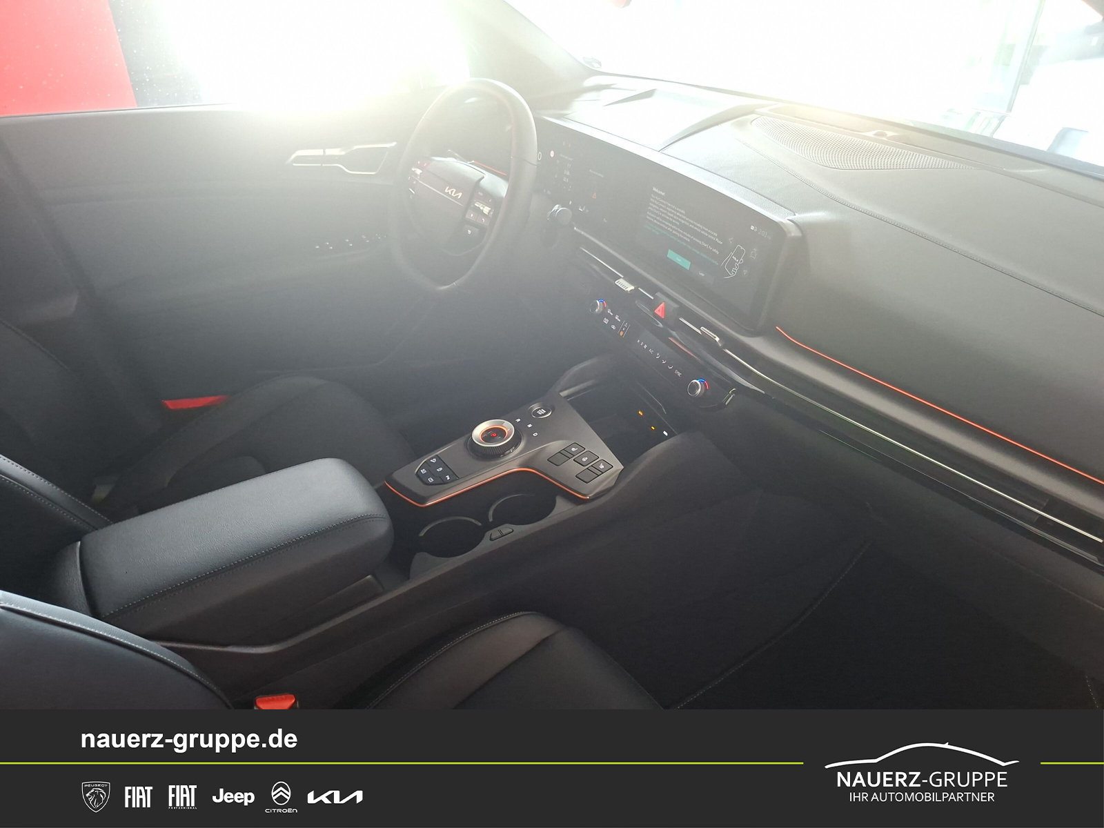 Fahrzeugabbildung Kia Sportage 1.6 T-GDI AWD DCT Black Edition - mit KI generiert/bearbeitet