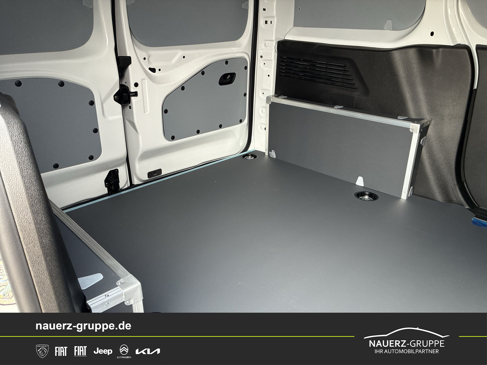 Fahrzeugabbildung Peugeot Partner L1H1 Diesel 100