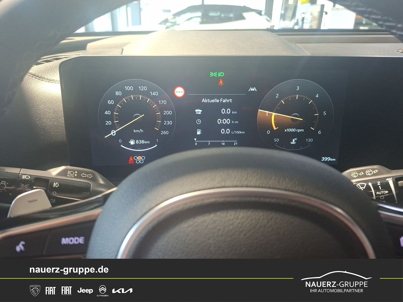 Fahrzeugabbildung Kia SORENTO PE 2.2D AWD PLAT 7S NAP PREM GD Platinum 4WD DCT 2.2 CRDI 7-Sitzer