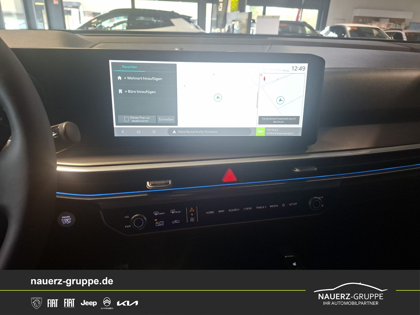 Fahrzeugabbildung Kia SORENTO PE 2.2D AWD PLAT 7S NAP PREM GD Platinum 4WD DCT 2.2 CRDI 7-Sitzer
