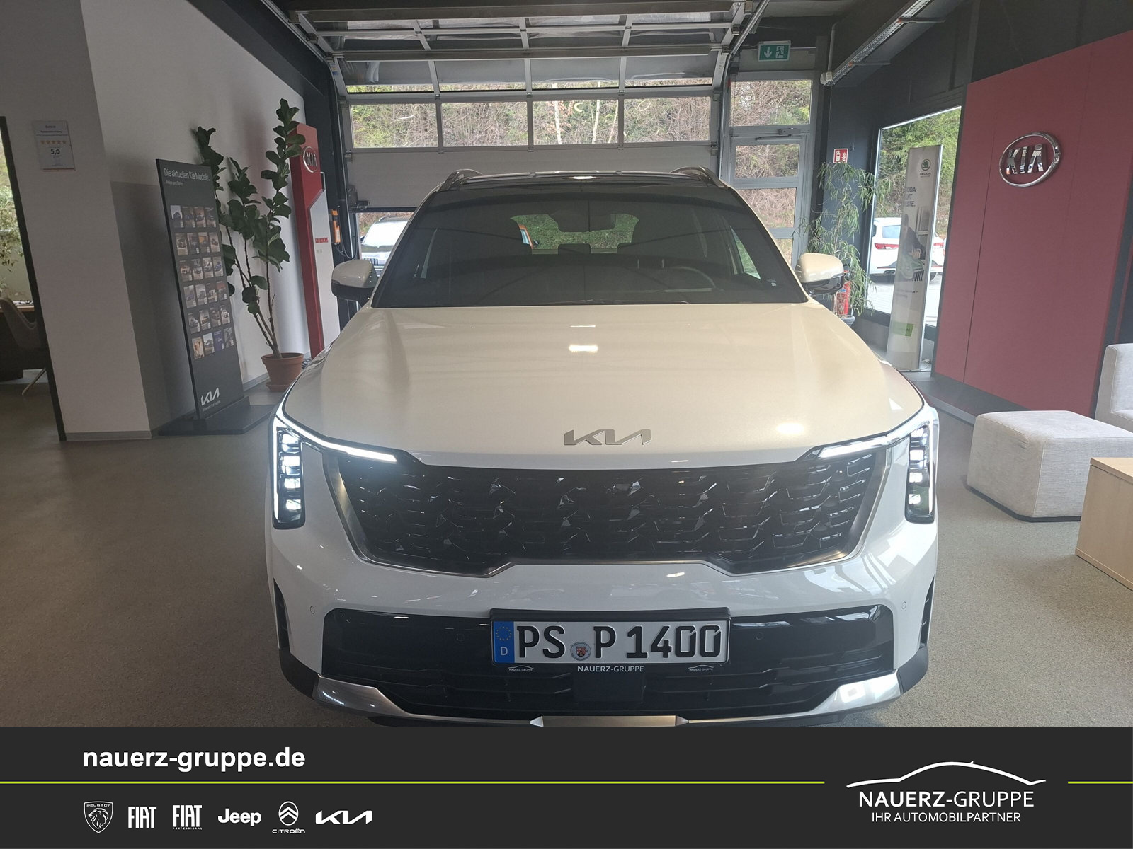 Fahrzeugabbildung Kia SORENTO PE 2.2D AWD PLAT 7S NAP PREM GD Platinum 4WD DCT 2.2 CRDI 7-Sitzer