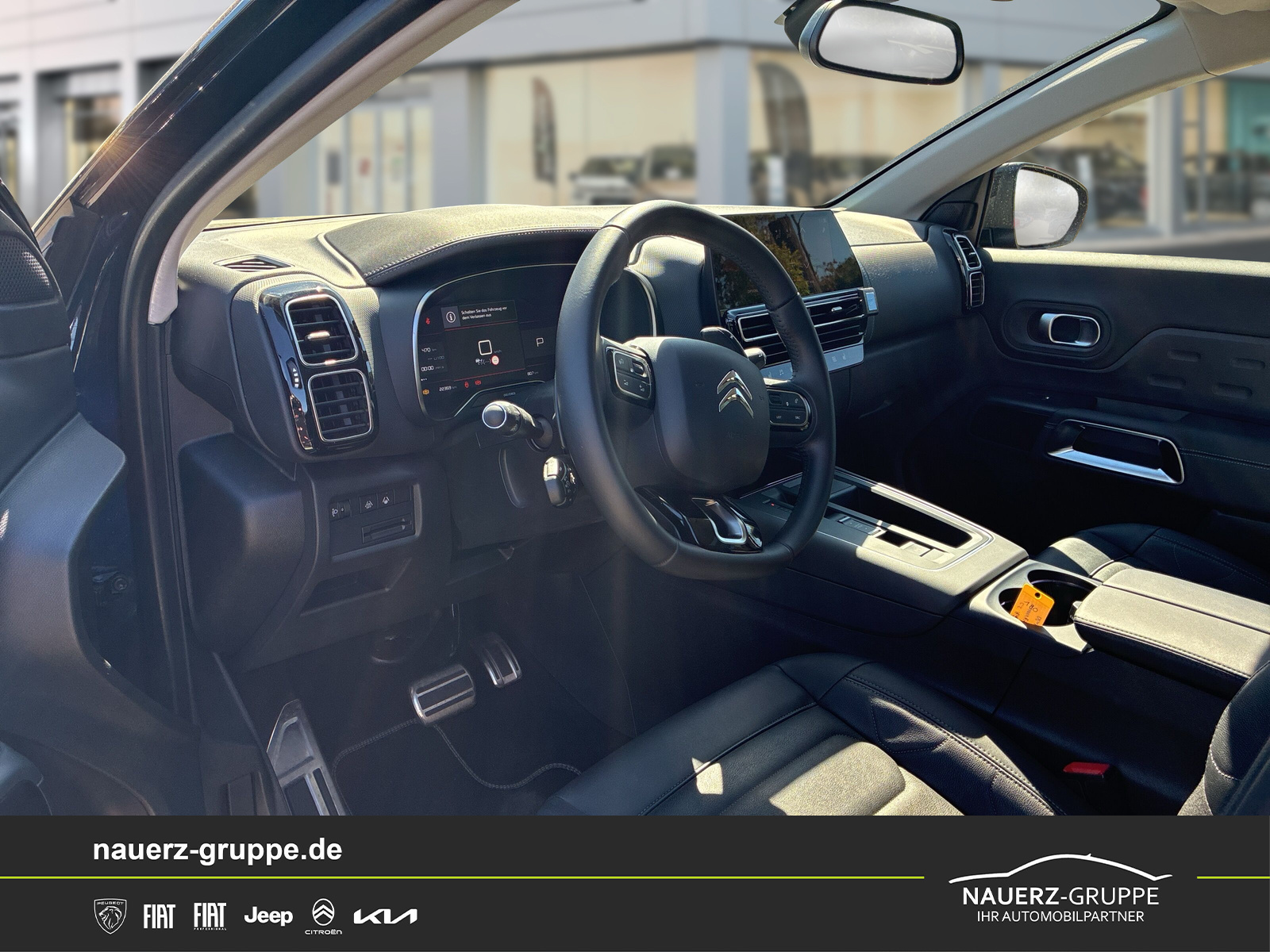 Fahrzeugabbildung Citroen C5 Aircross Shine Pack 130 EAT8 - mit KI generiert/bearbeitet