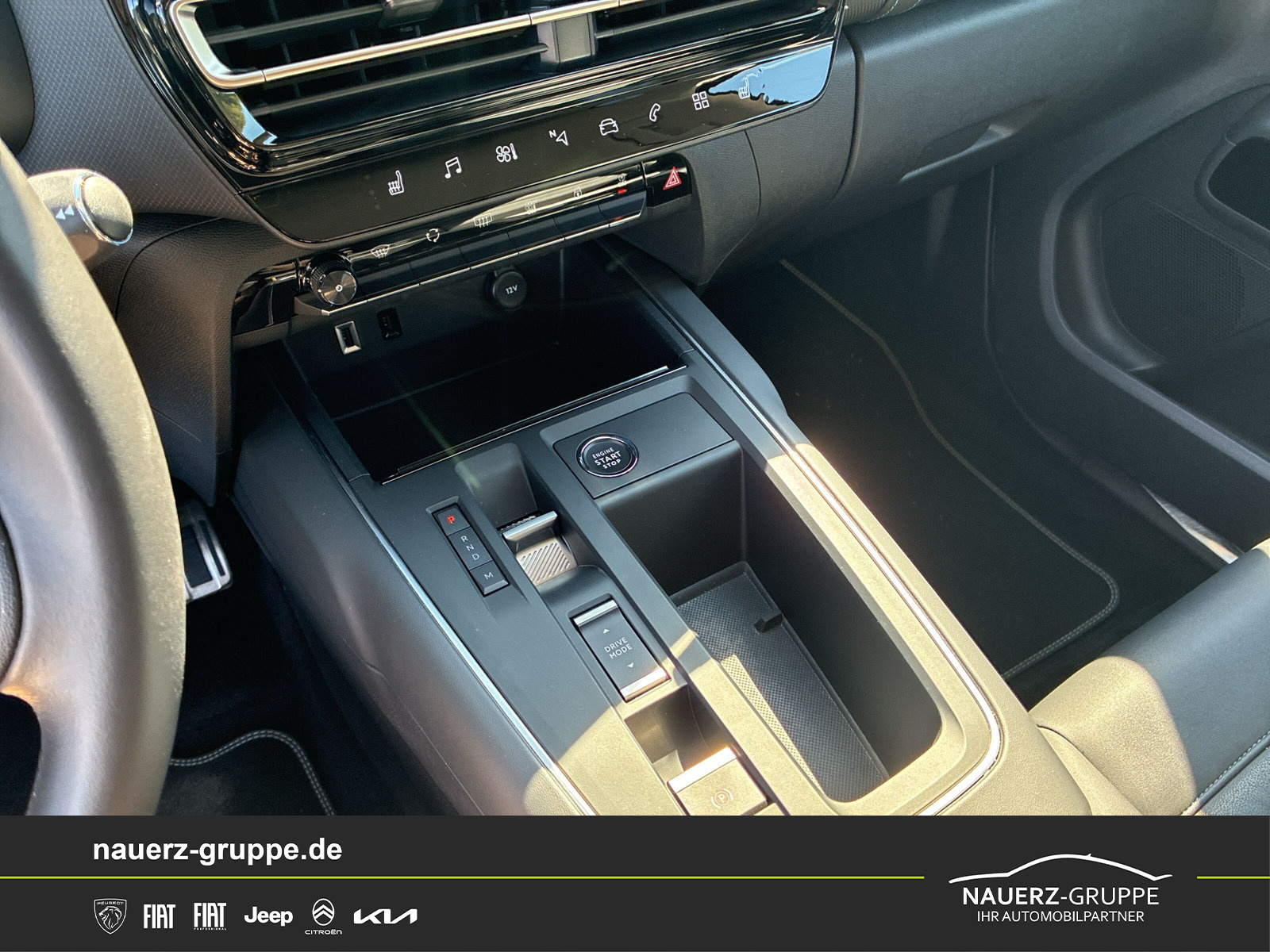 Fahrzeugabbildung Citroen C5 Aircross Shine Pack 130 EAT8 - mit KI generiert/bearbeitet
