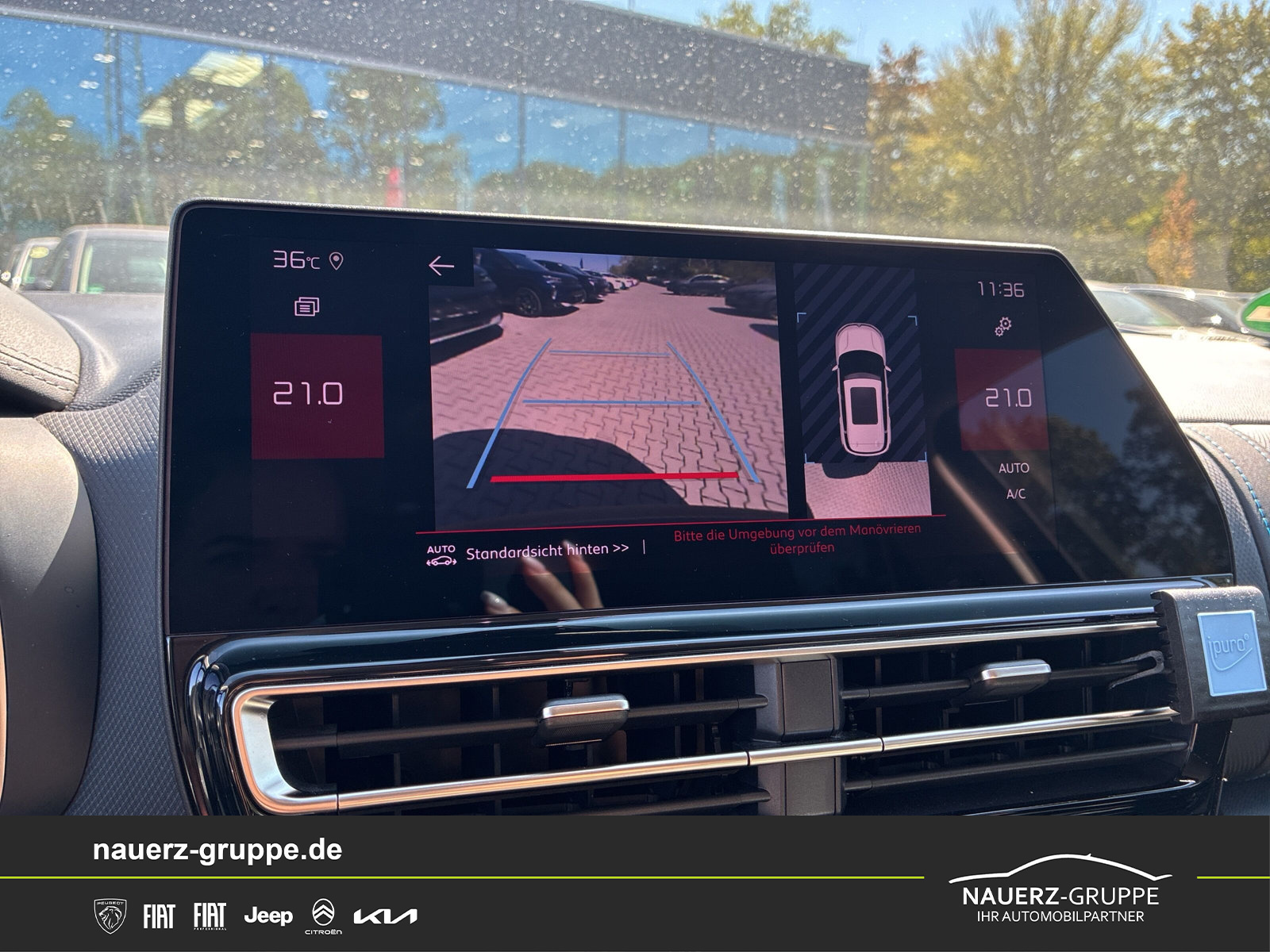 Fahrzeugabbildung Citroen C5 Aircross Shine Pack 130 EAT8 - mit KI generiert/bearbeitet