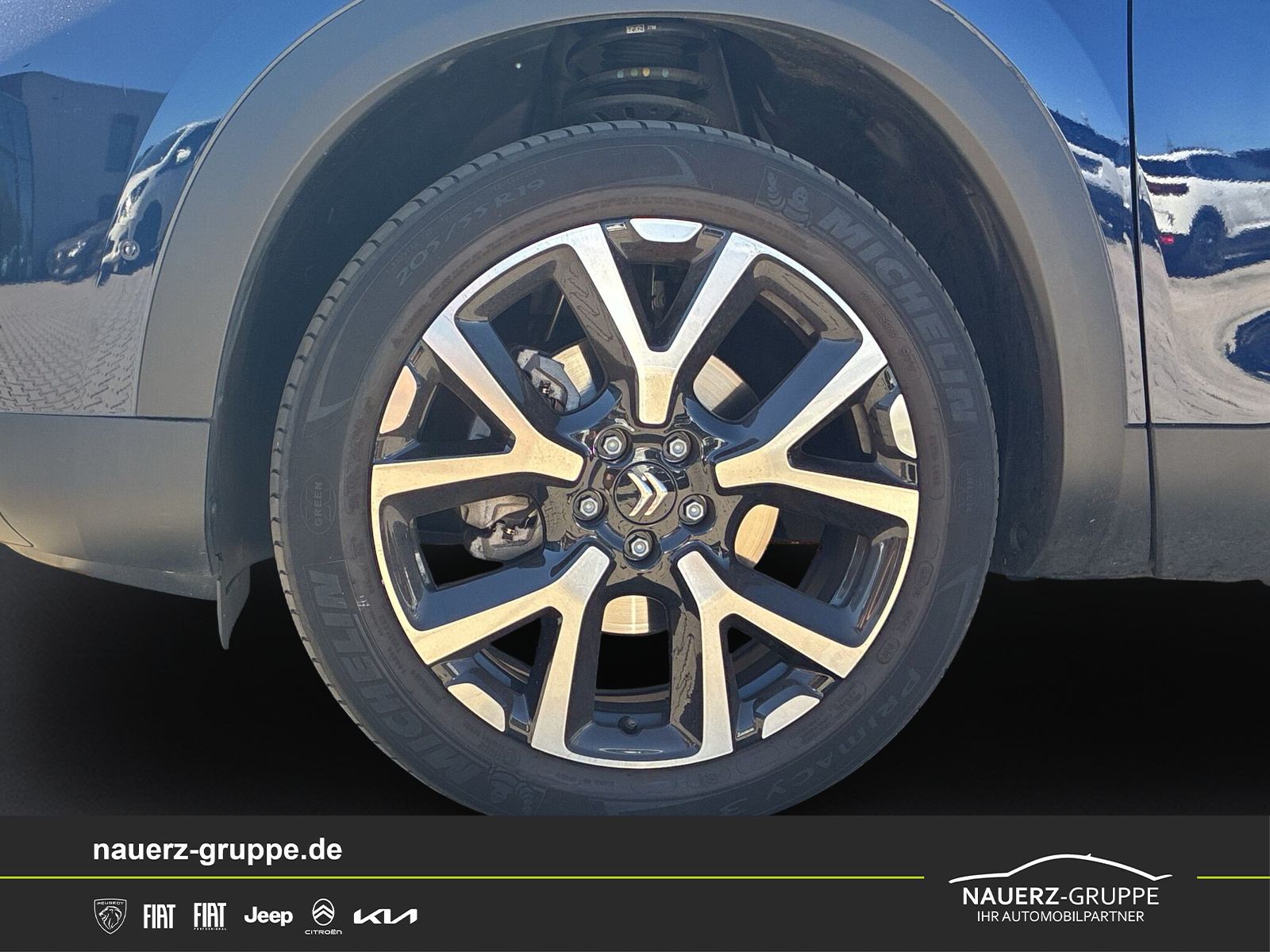 Fahrzeugabbildung Citroen C5 Aircross Shine Pack 130 EAT8 - mit KI generiert/bearbeitet