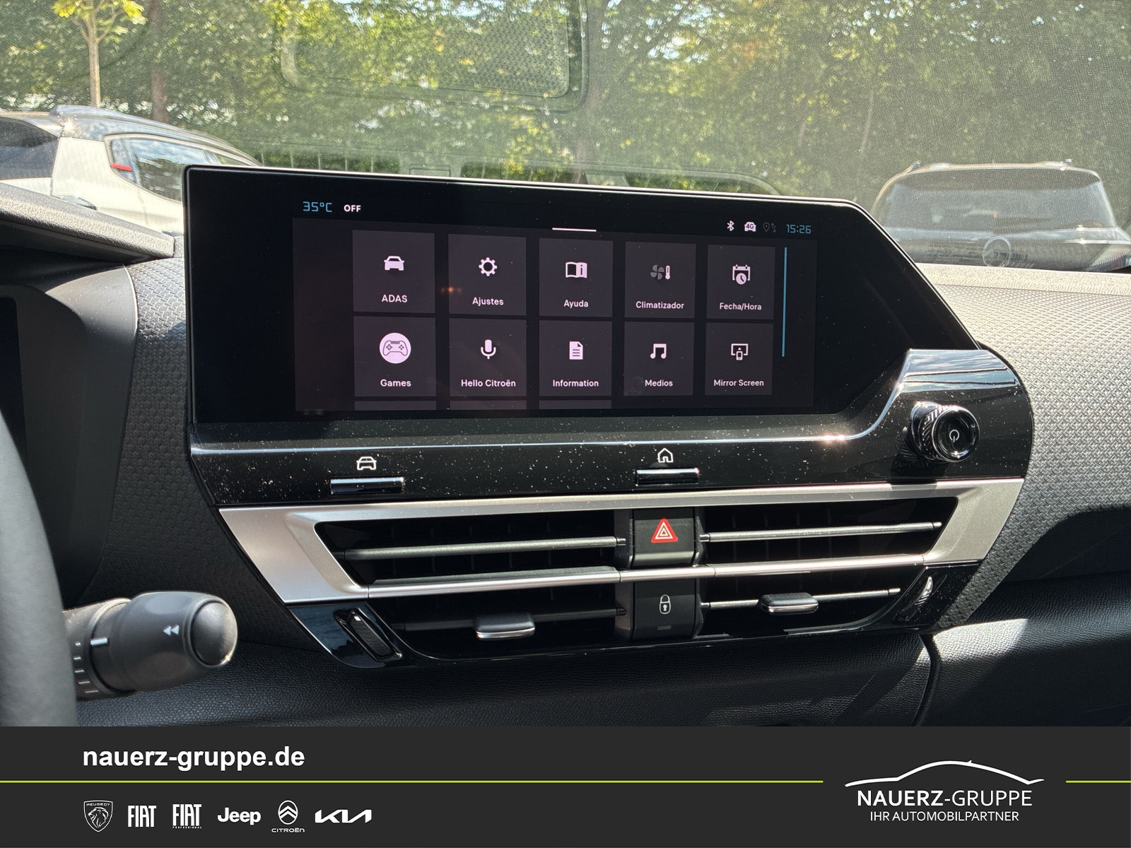 Fahrzeugabbildung Citroen C4 Hybrid 145 Doppel Collection