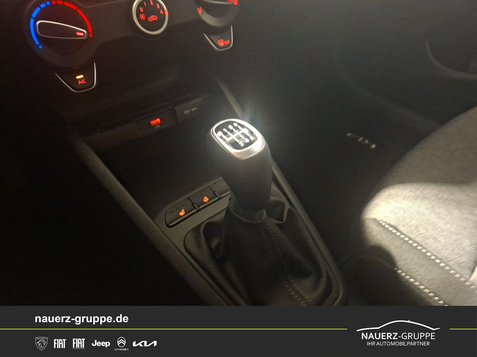 Fahrzeugabbildung Kia Stonic 1.0 T-GDI Edition 7