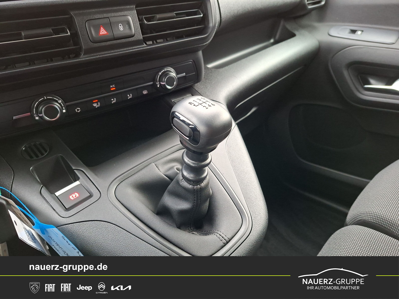 Fahrzeugabbildung Peugeot Partner L2H1/XL Blue HDi 100