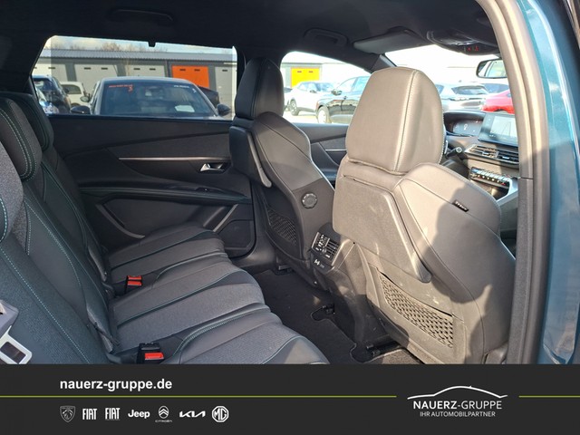 Fahrzeugabbildung Peugeot 5008 Allure Pack PureTech 130 EAT8