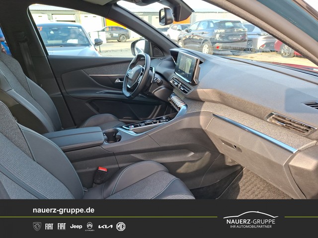 Fahrzeugabbildung Peugeot 5008 Allure Pack PureTech 130 EAT8