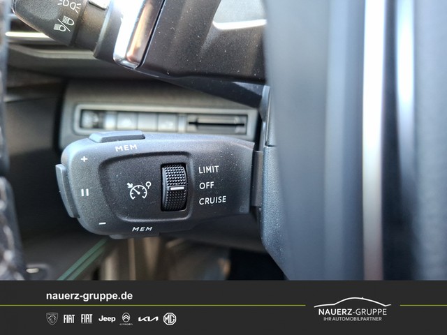 Fahrzeugabbildung Peugeot 5008 Allure Pack PureTech 130 EAT8