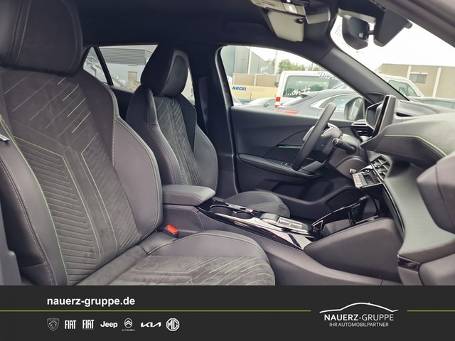 Fahrzeugabbildung Peugeot 2008 e- GT