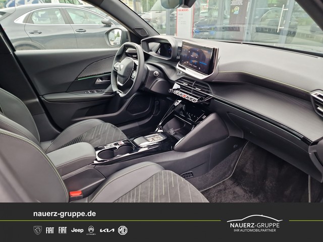 Fahrzeugabbildung Peugeot 2008 e- GT