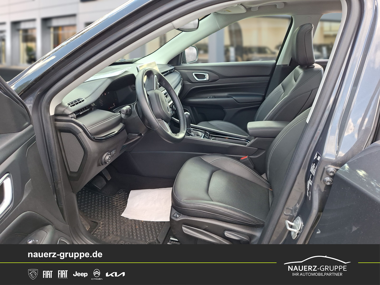 Fahrzeugabbildung Jeep Compass S Mild-Hybrid FWD