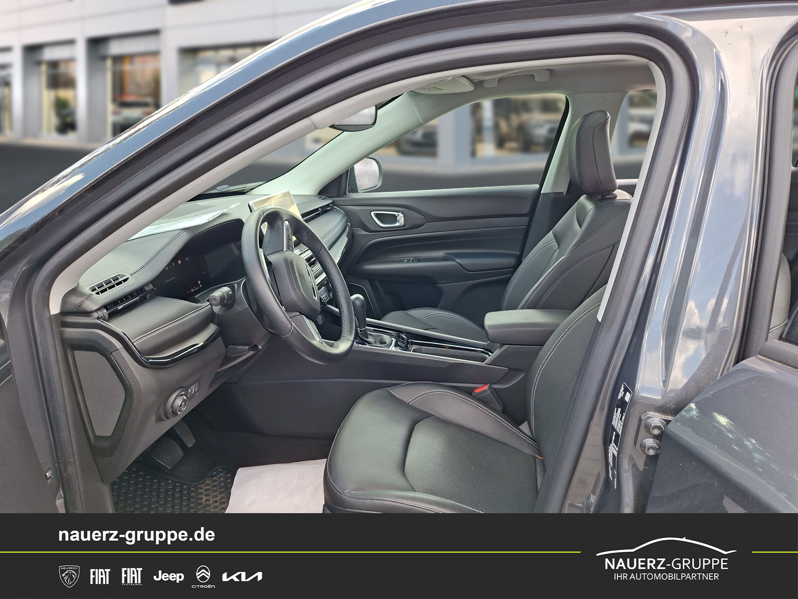 Fahrzeugabbildung Jeep Compass S Mild-Hybrid FWD
