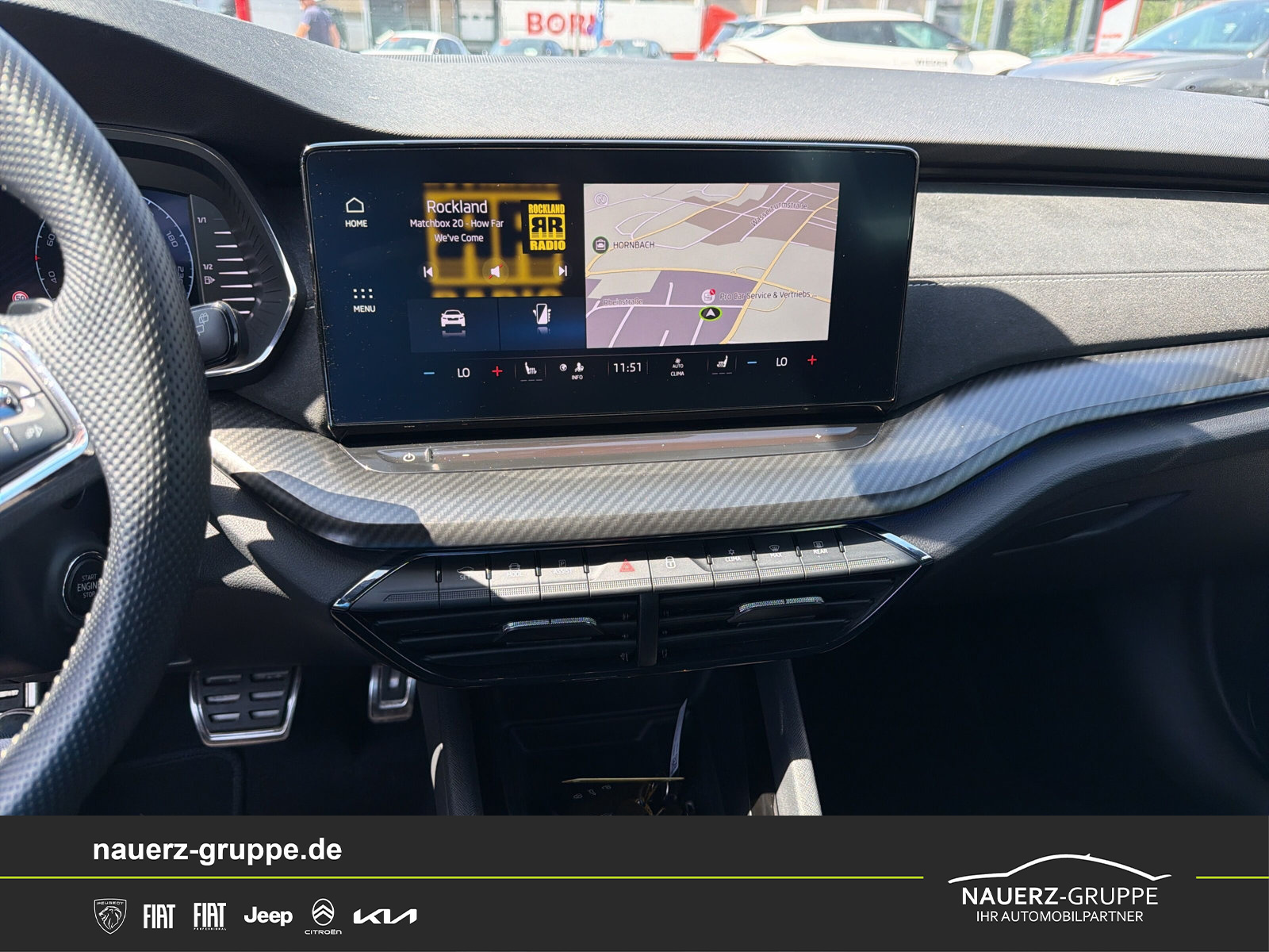Fahrzeugabbildung SKODA Octavia Combi RS - mit KI generiert/bearbeitet