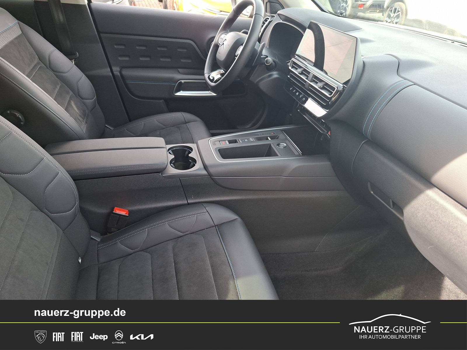Fahrzeugabbildung Citroen C5 Aircross ë-Series Mild Hybrid 136