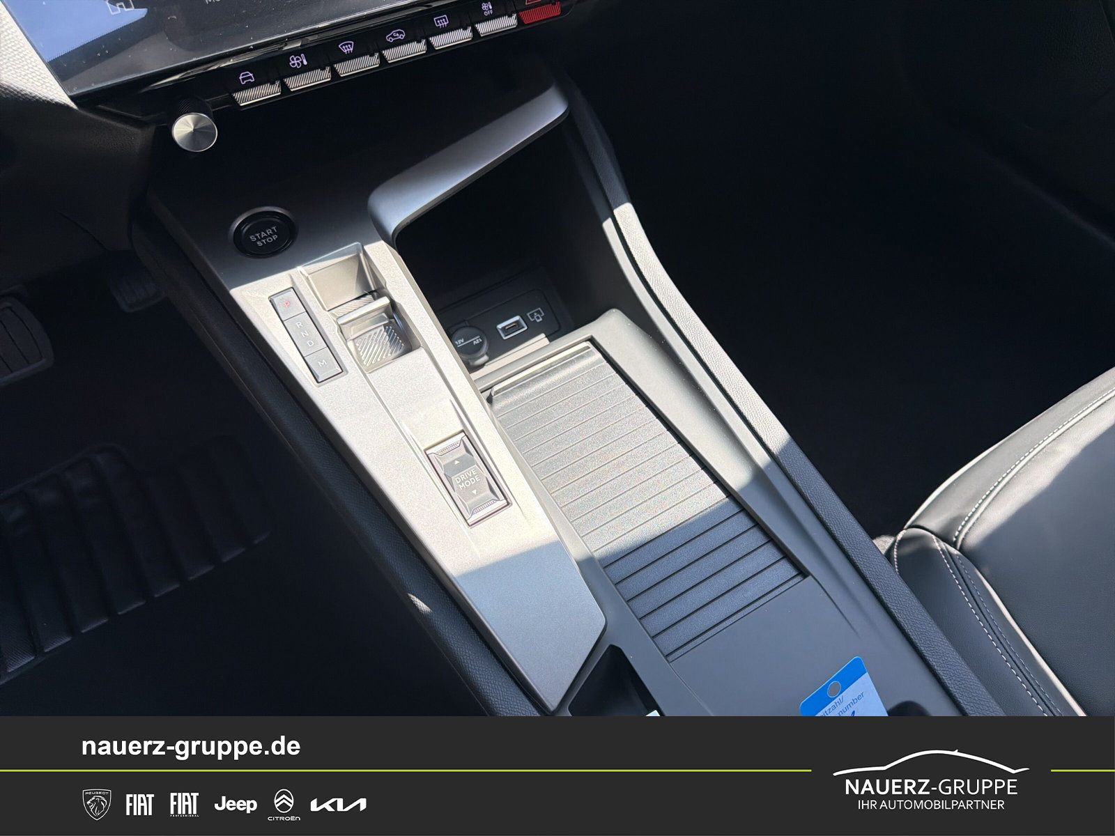 Fahrzeugabbildung Peugeot 308 SW Allure Diesel 130 EAT8