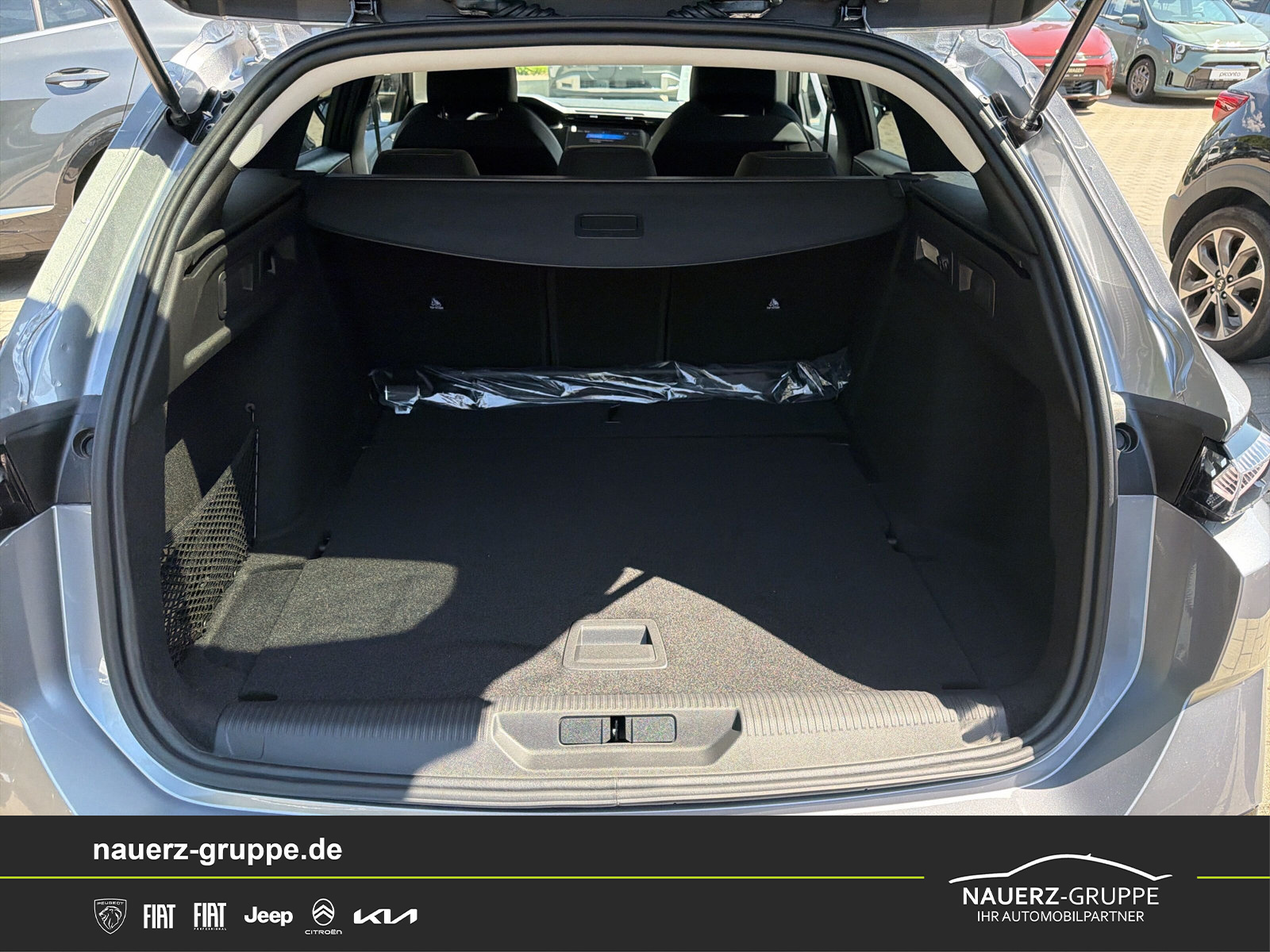 Fahrzeugabbildung Peugeot 308 SW Allure Diesel 130 EAT8