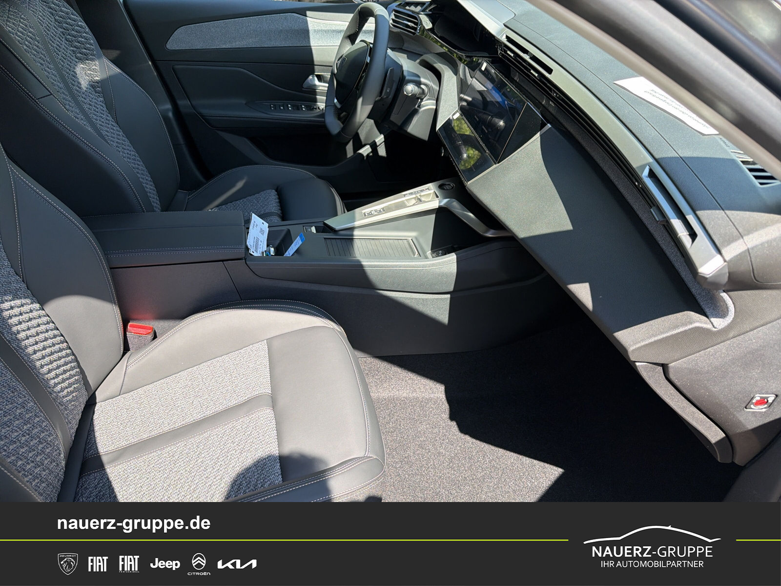 Fahrzeugabbildung Peugeot 308 SW Allure Diesel 130 EAT8