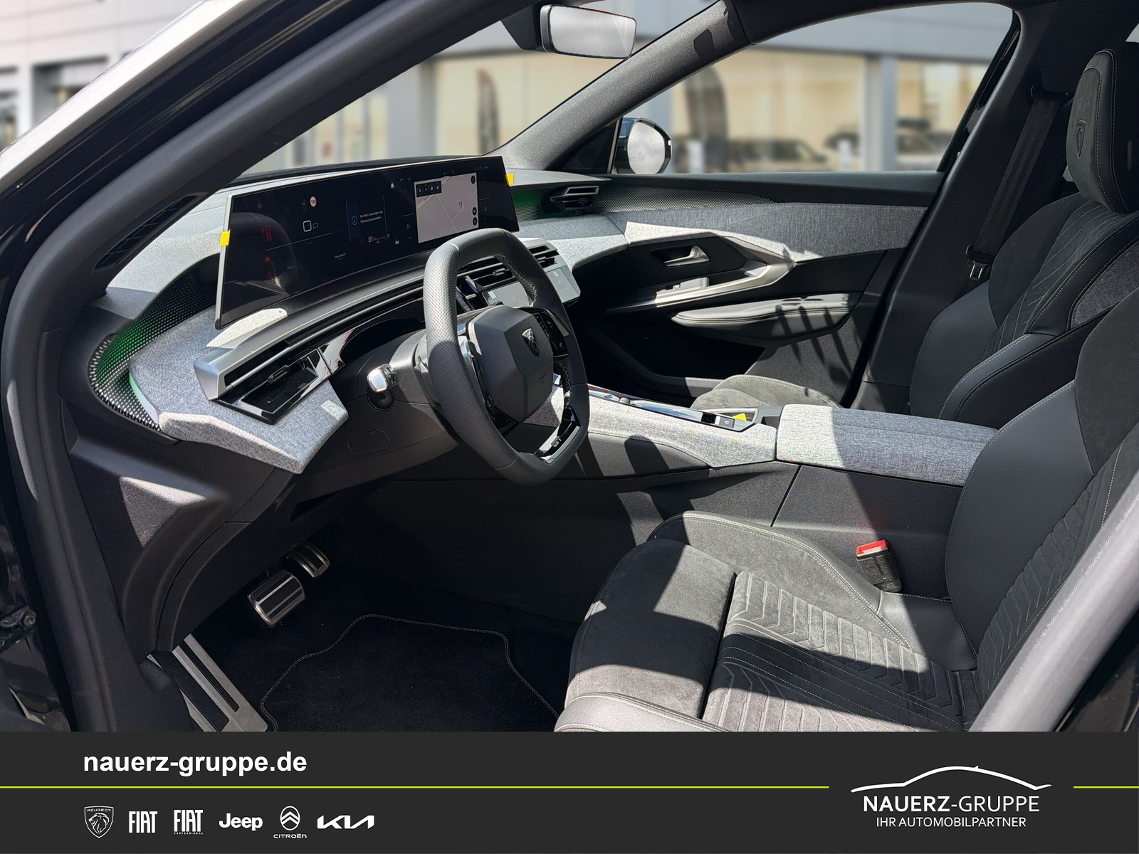 Fahrzeugabbildung Peugeot 5008 Hybrid 145 GT