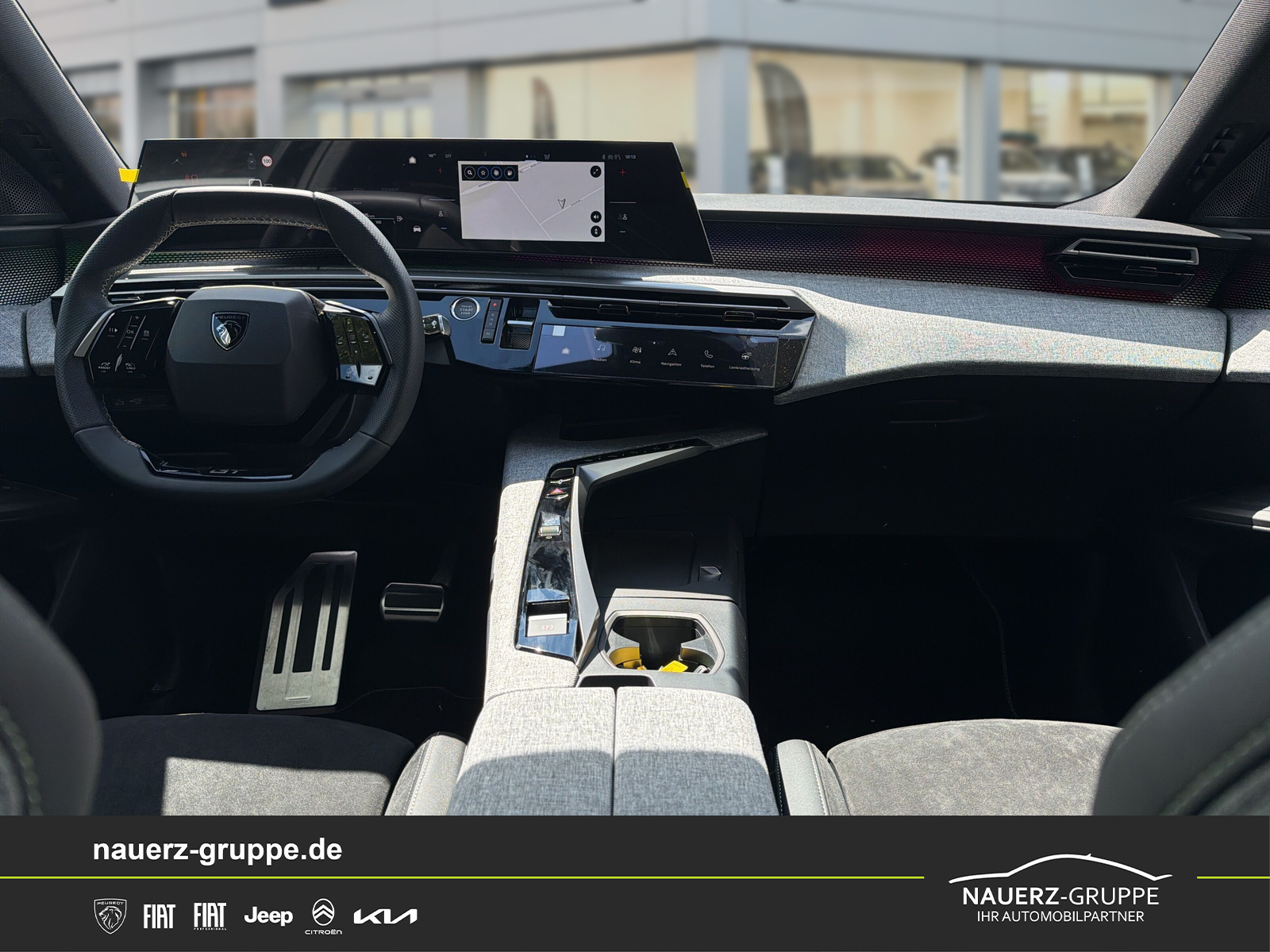 Fahrzeugabbildung Peugeot 5008 Hybrid 145 GT