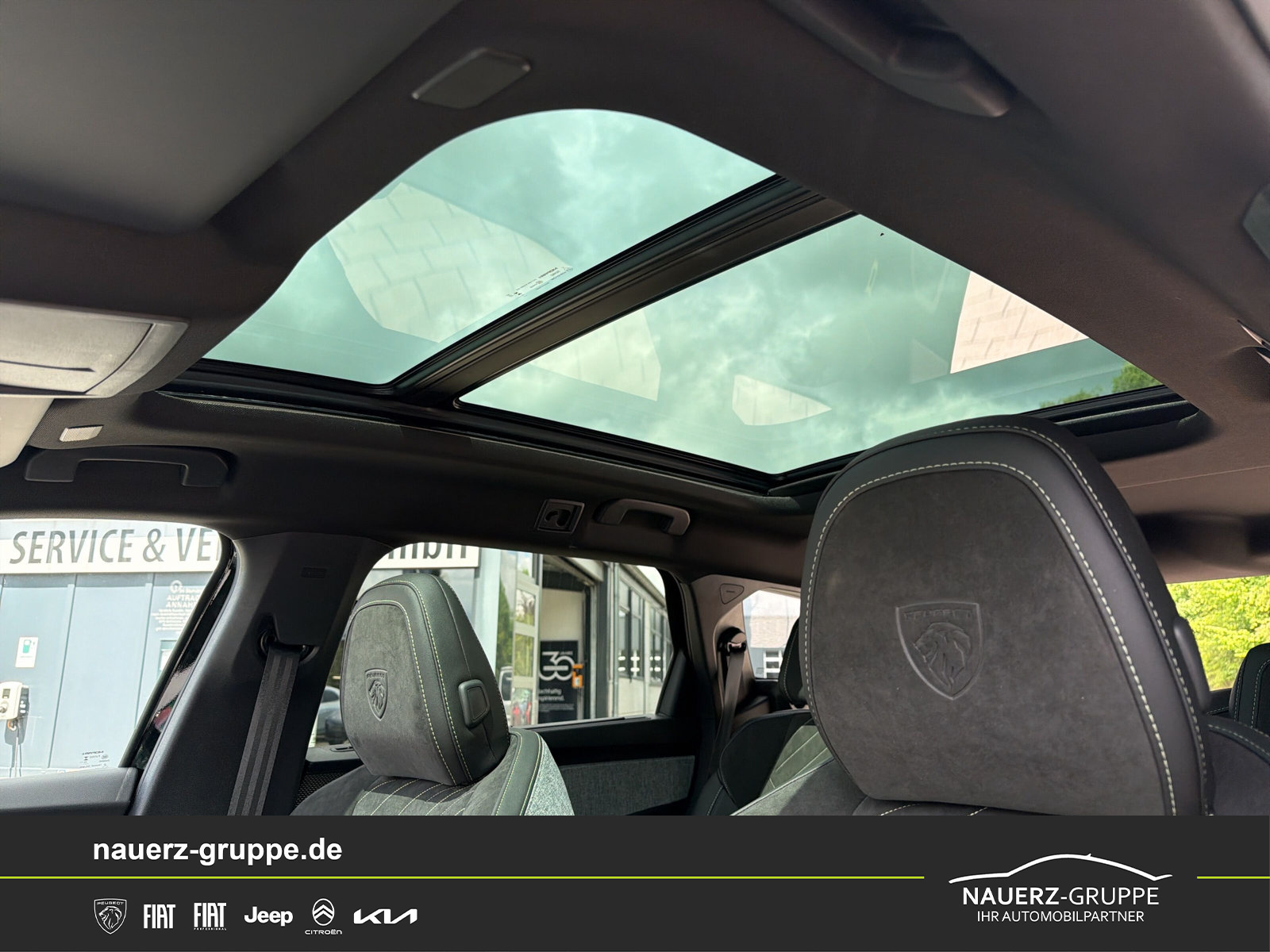 Fahrzeugabbildung Peugeot 5008 Hybrid 145 GT