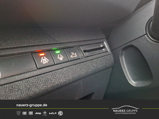 Fahrzeugabbildung Peugeot 3008 GT PureTech 130 EAT8
