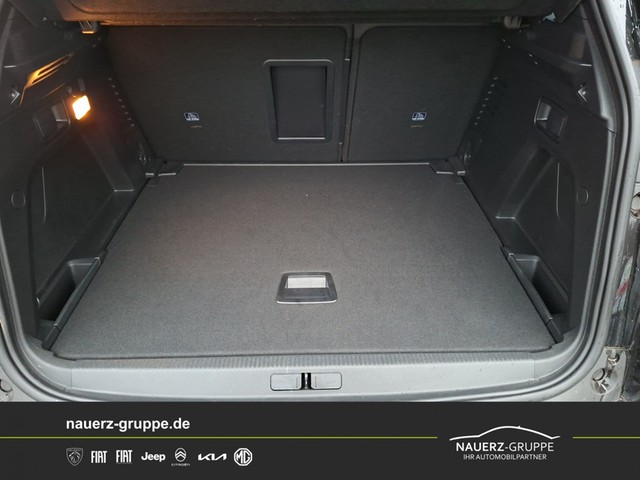 Fahrzeugabbildung Peugeot 3008 GT PureTech 130 EAT8