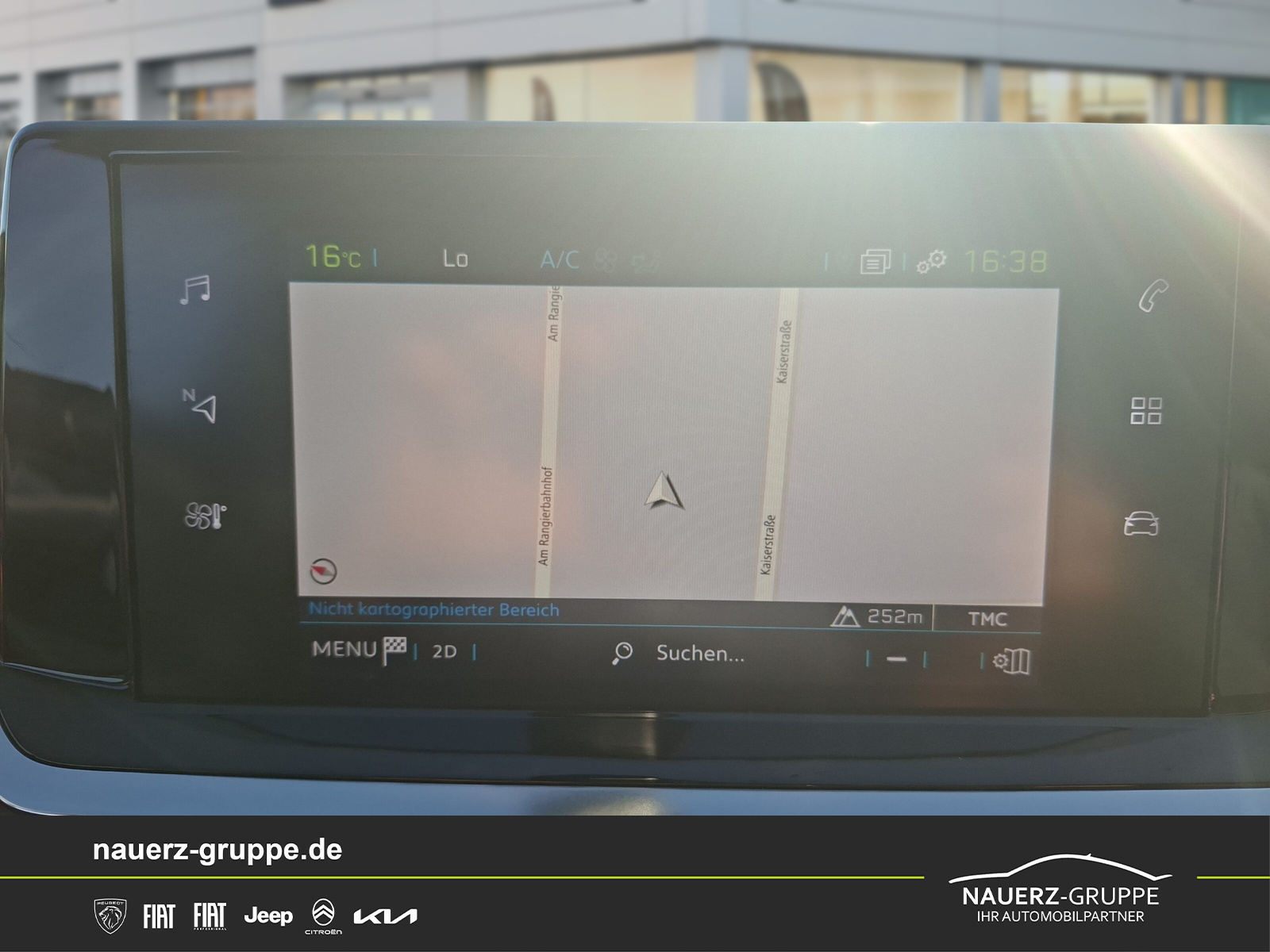 Fahrzeugabbildung Peugeot 2008 e- Allure 136