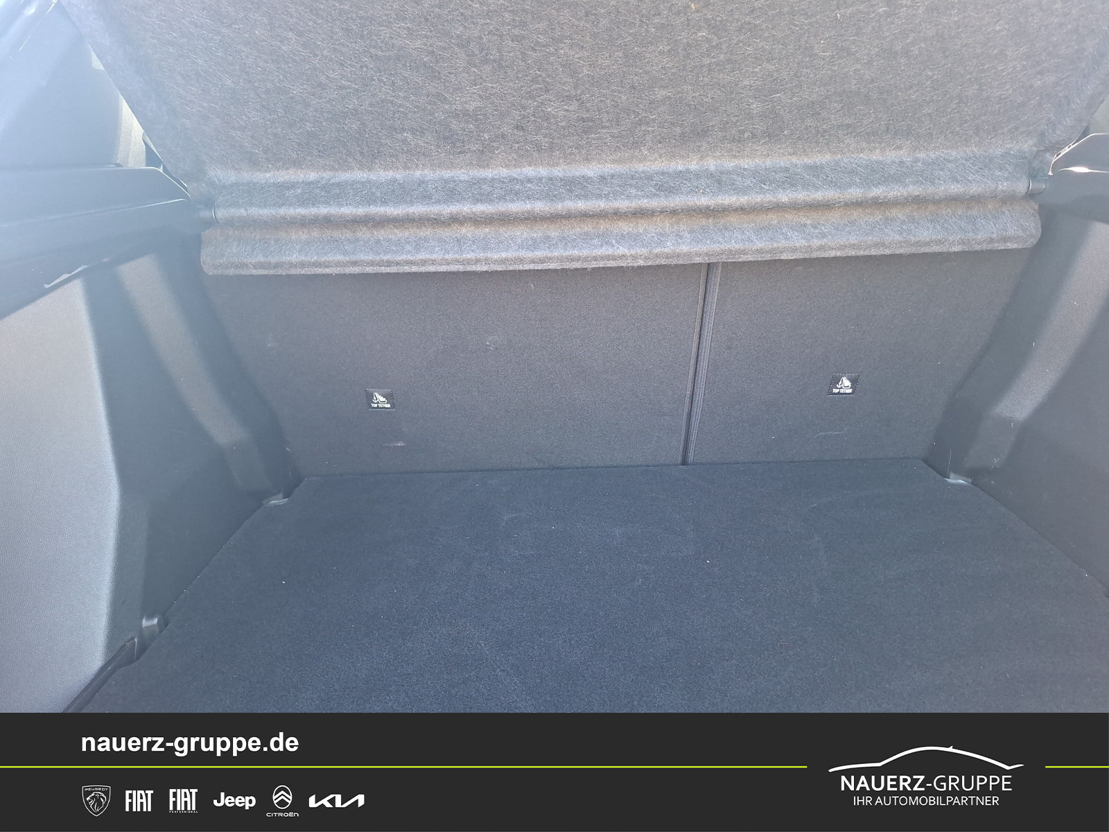 Fahrzeugabbildung Peugeot 2008 e- Allure 136
