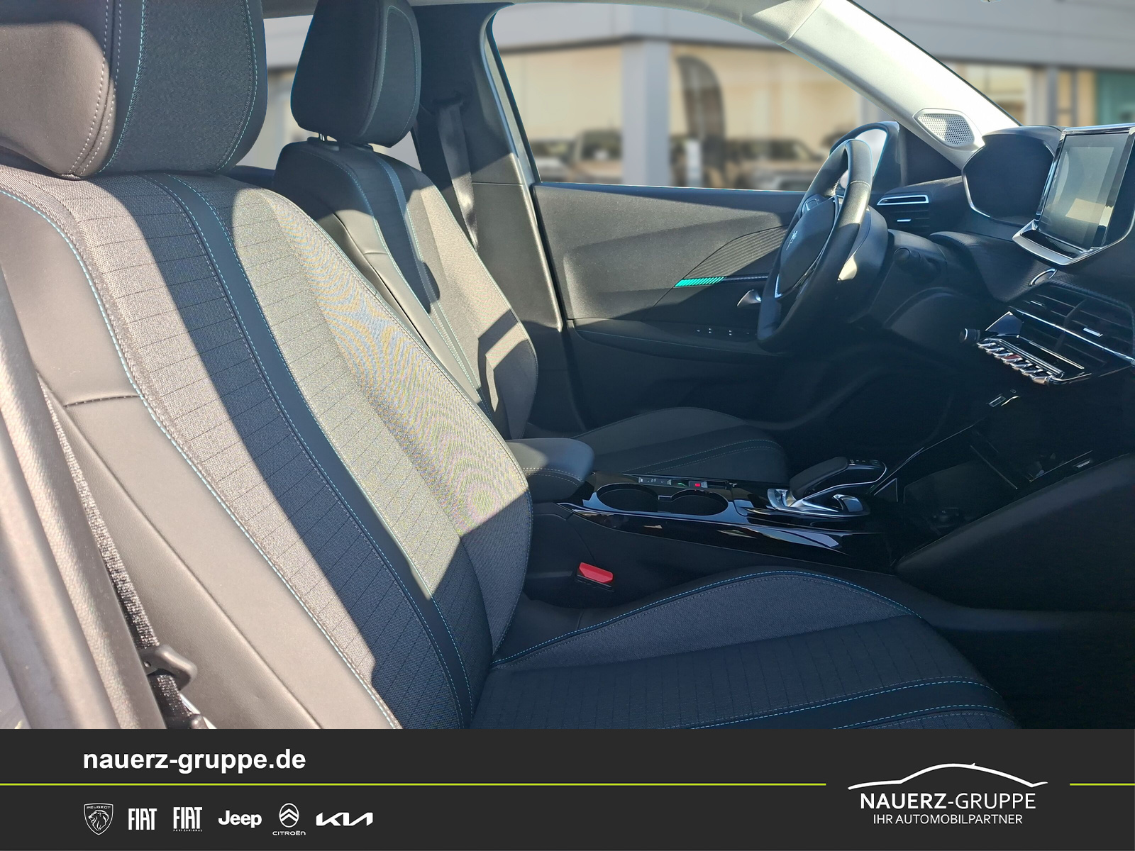 Fahrzeugabbildung Peugeot 2008 e- Allure 136