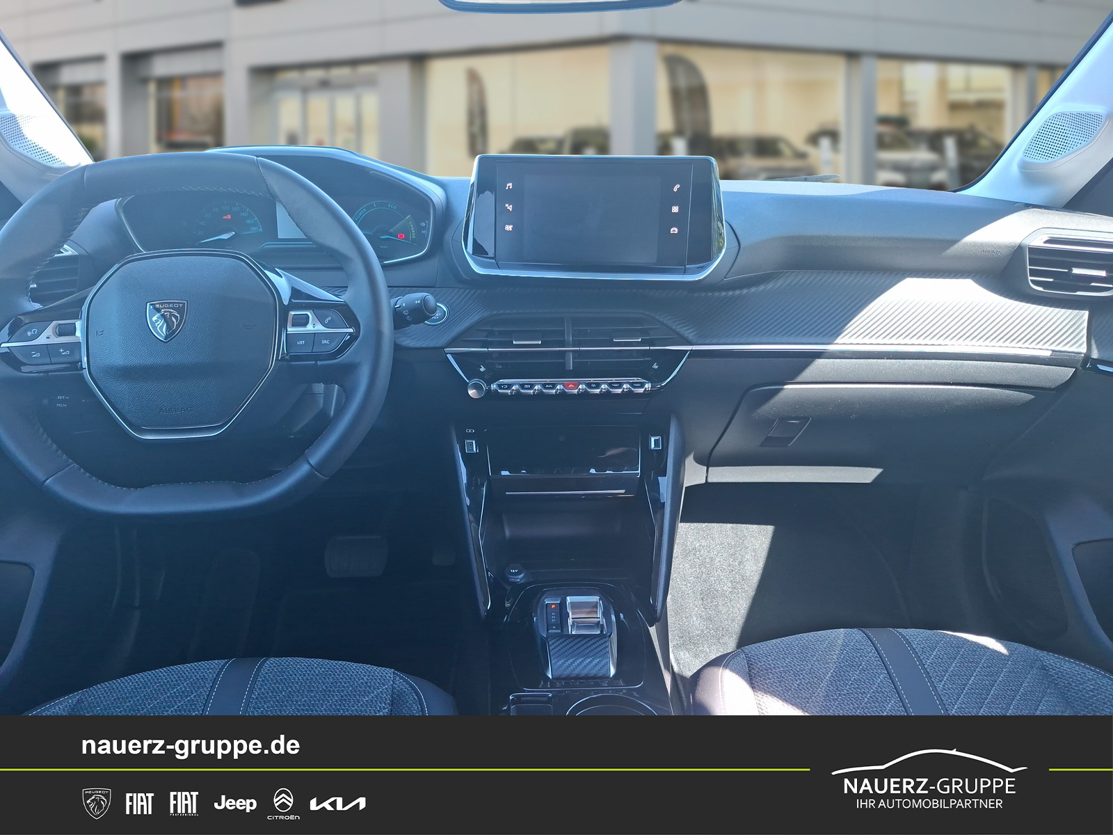 Fahrzeugabbildung Peugeot 208 e- Style 136