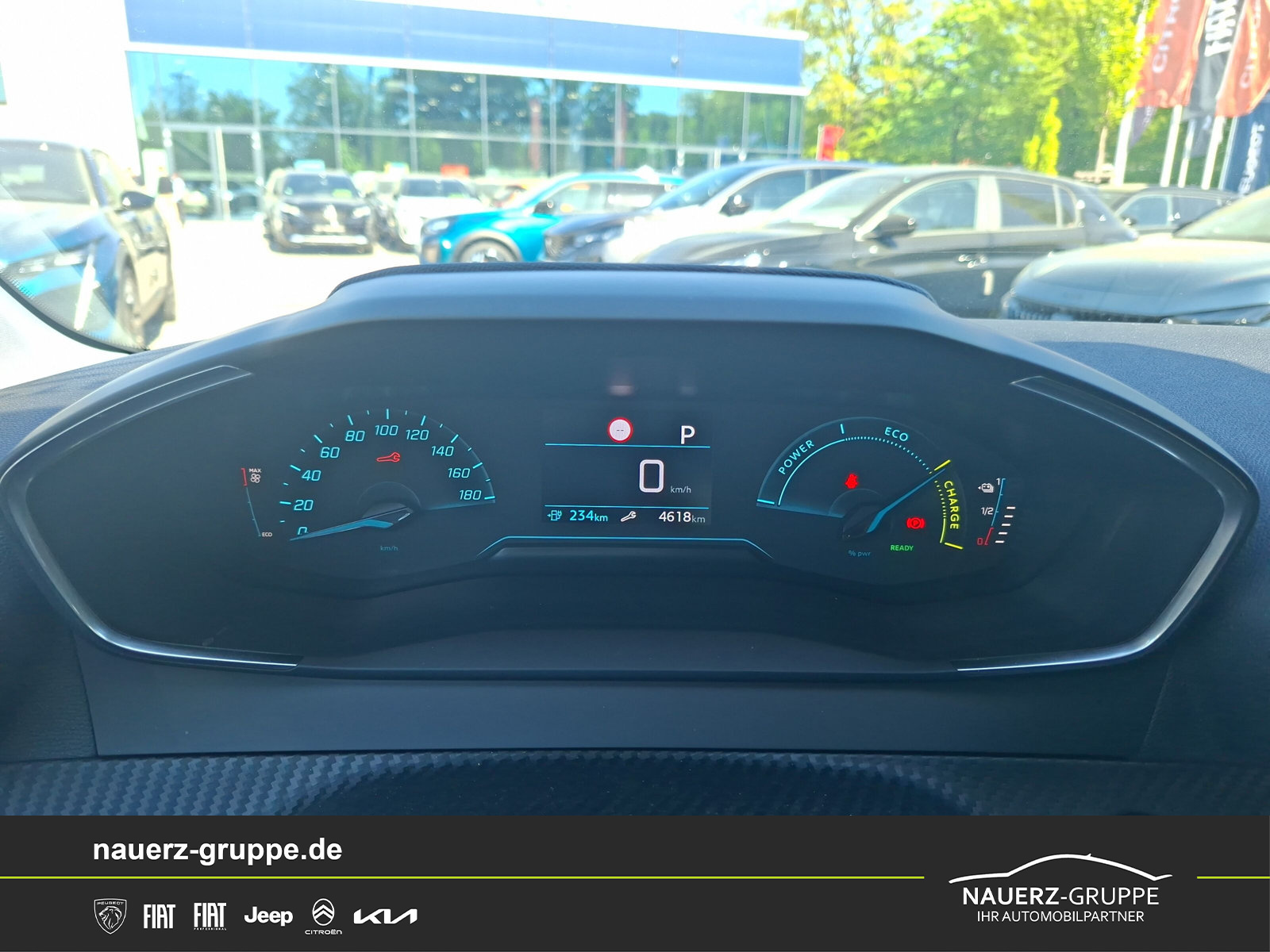 Fahrzeugabbildung Peugeot 208 e- Style 136