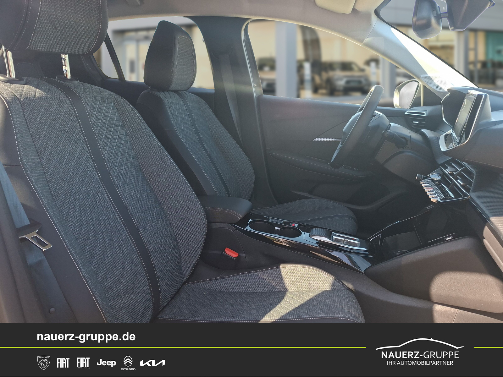 Fahrzeugabbildung Peugeot 208 e- Style 136