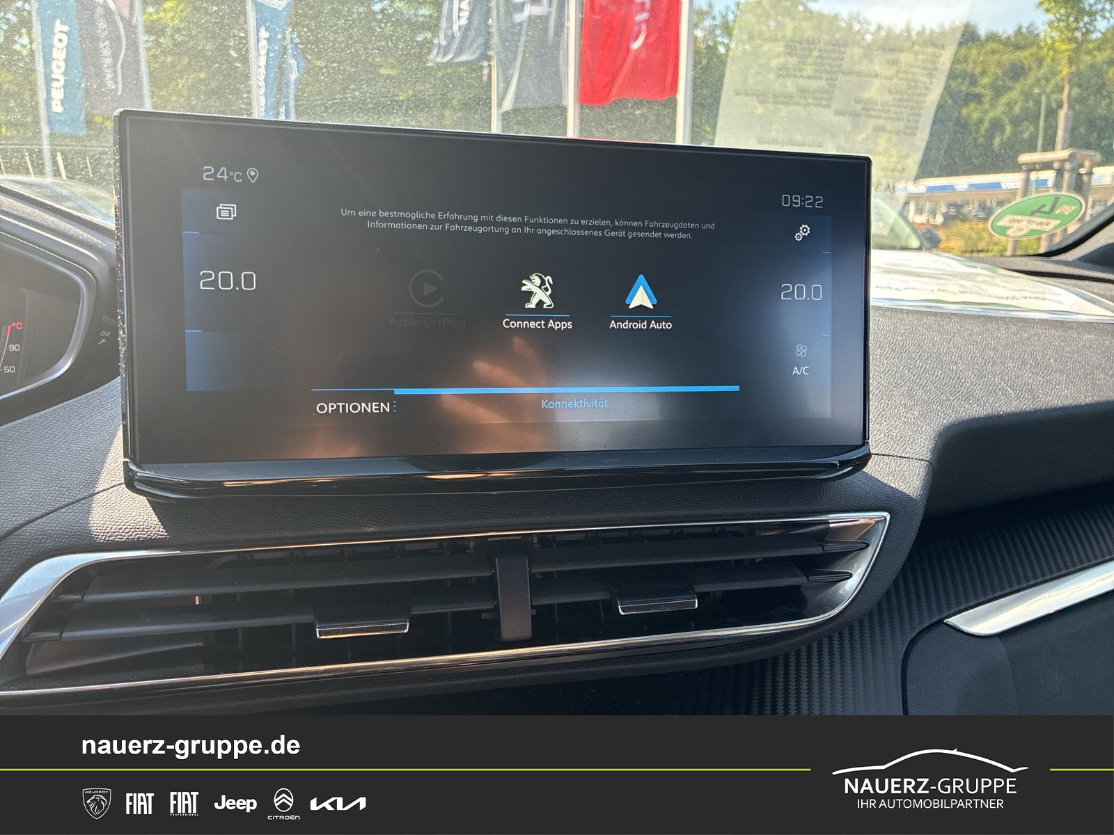Fahrzeugabbildung Peugeot 3008 Hybrid 136 Allure Pack