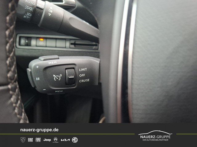 Fahrzeugabbildung Peugeot 5008 Allure Pack 130 7 Sitze