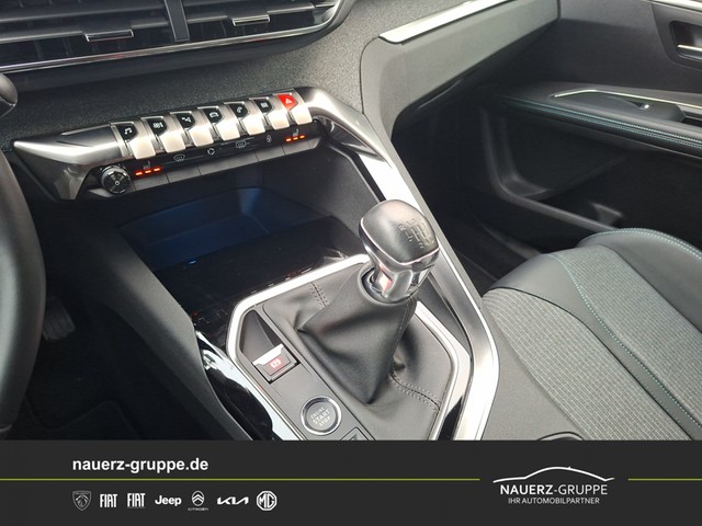Fahrzeugabbildung Peugeot 5008 Allure Pack 130 7 Sitze